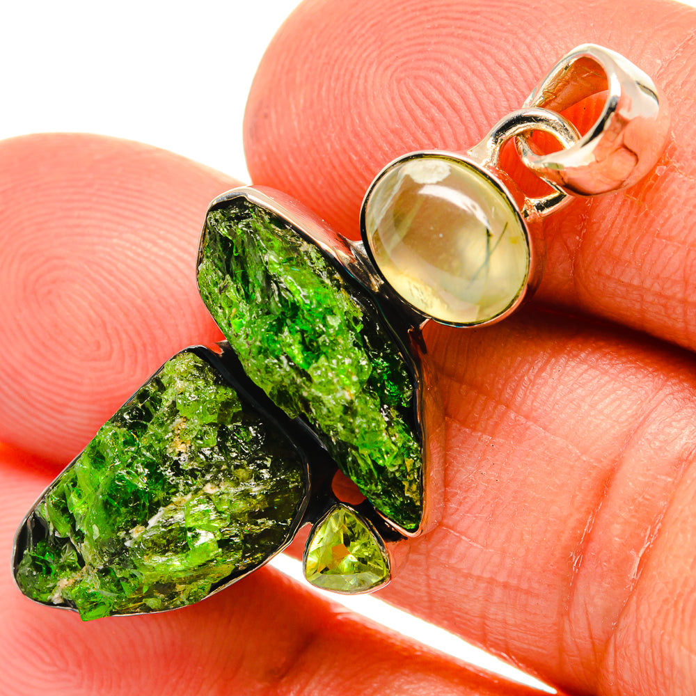 Chrome Diopside Pendants handcrafted by Ana Silver Co - PD25792