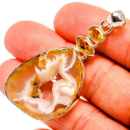 Occo Geode Pendants handcrafted by Ana Silver Co - PD25816