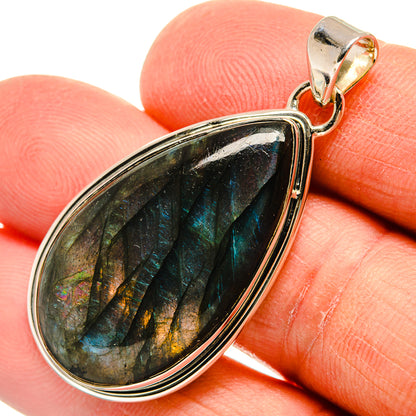 Labradorite Pendants handcrafted by Ana Silver Co - PD25963