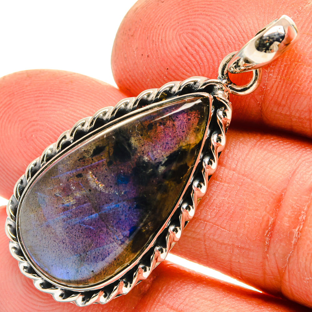 Labradorite Pendants handcrafted by Ana Silver Co - PD26300