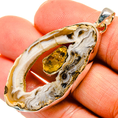 Occo Geode Pendants handcrafted by Ana Silver Co - PD26434