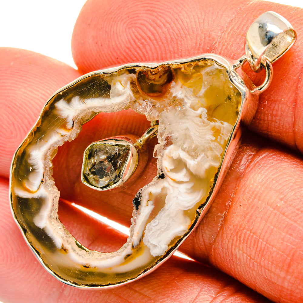 Occo Geode Pendants handcrafted by Ana Silver Co - PD26435