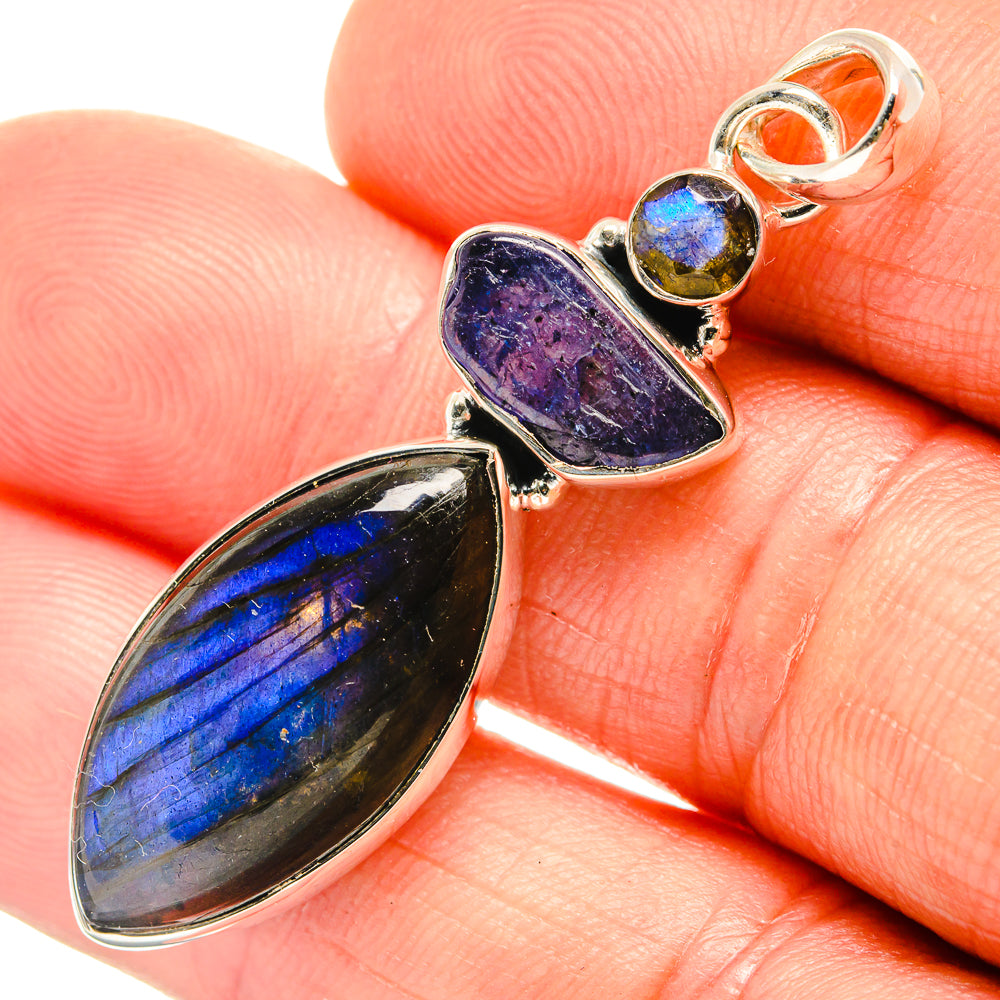 Labradorite Pendants handcrafted by Ana Silver Co - PD26531