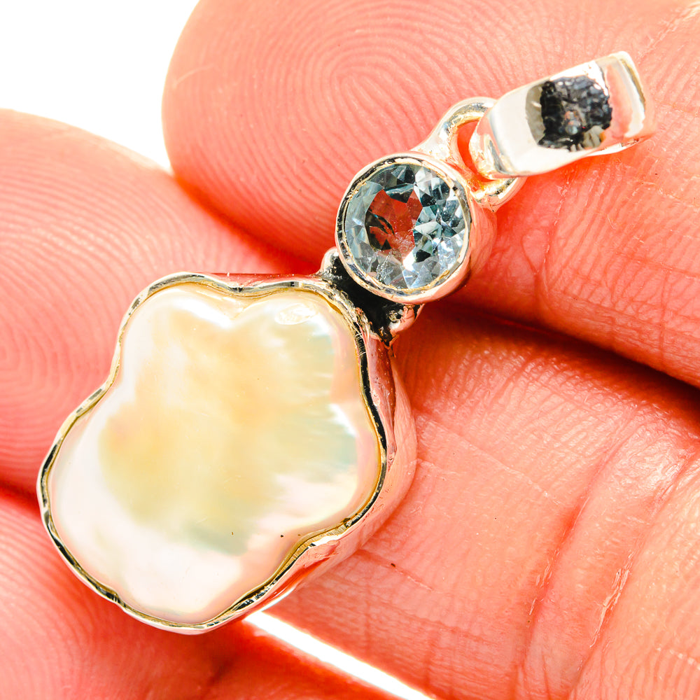 Mother Of Pearl Pendants handcrafted by Ana Silver Co - PD26556