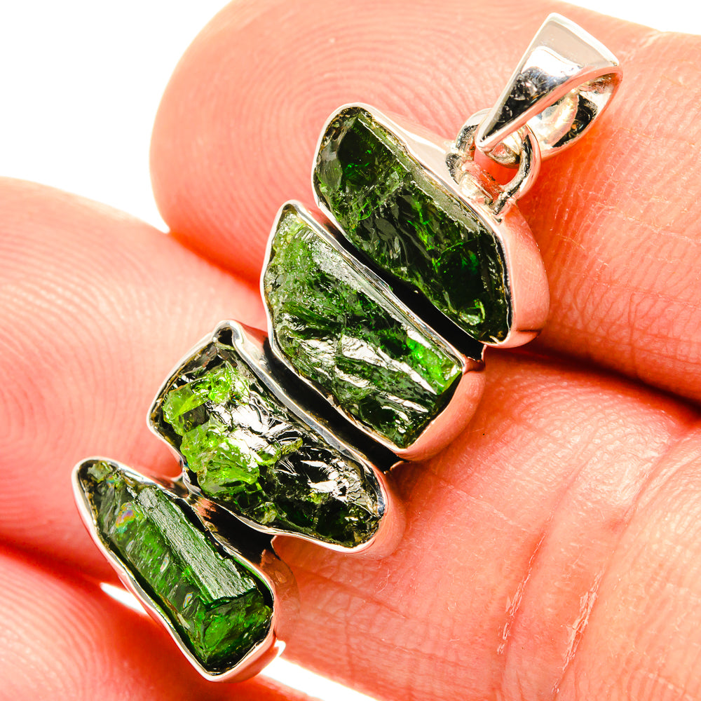 Chrome Diopside Pendants handcrafted by Ana Silver Co - PD26617