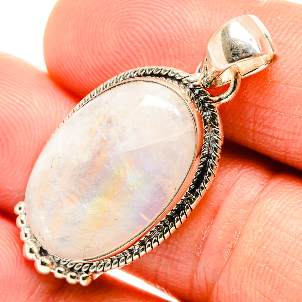 Oval moonstone pendant in 925 sterling silver, scalloped bezel and bail loop