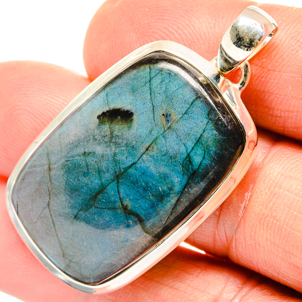 Labradorite Pendants handcrafted by Ana Silver Co - PD26639