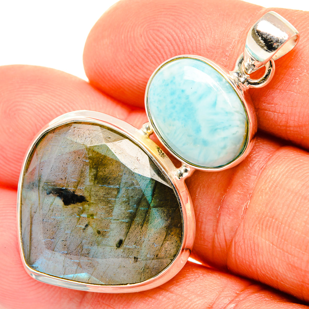 Labradorite Pendants handcrafted by Ana Silver Co - PD26808