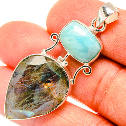Labradorite Pendants handcrafted by Ana Silver Co - PD26810