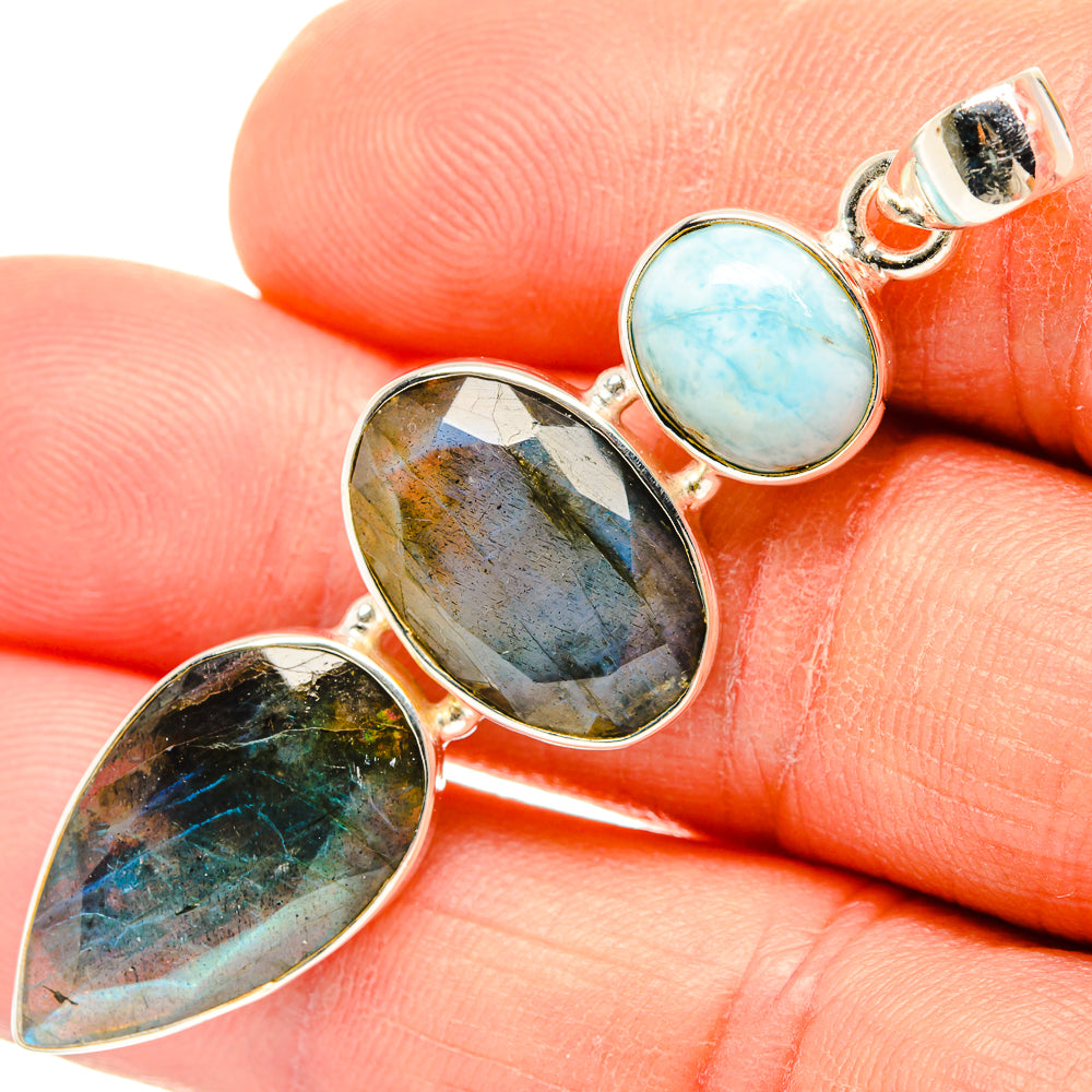 Labradorite Pendants handcrafted by Ana Silver Co - PD26944