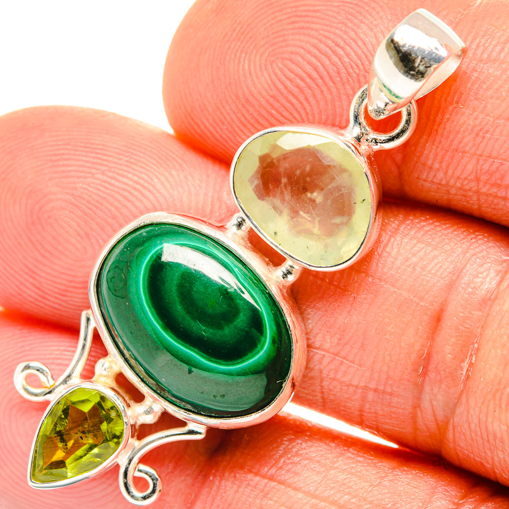 Malachite Pendants handcrafted by Ana Silver Co - PD27009