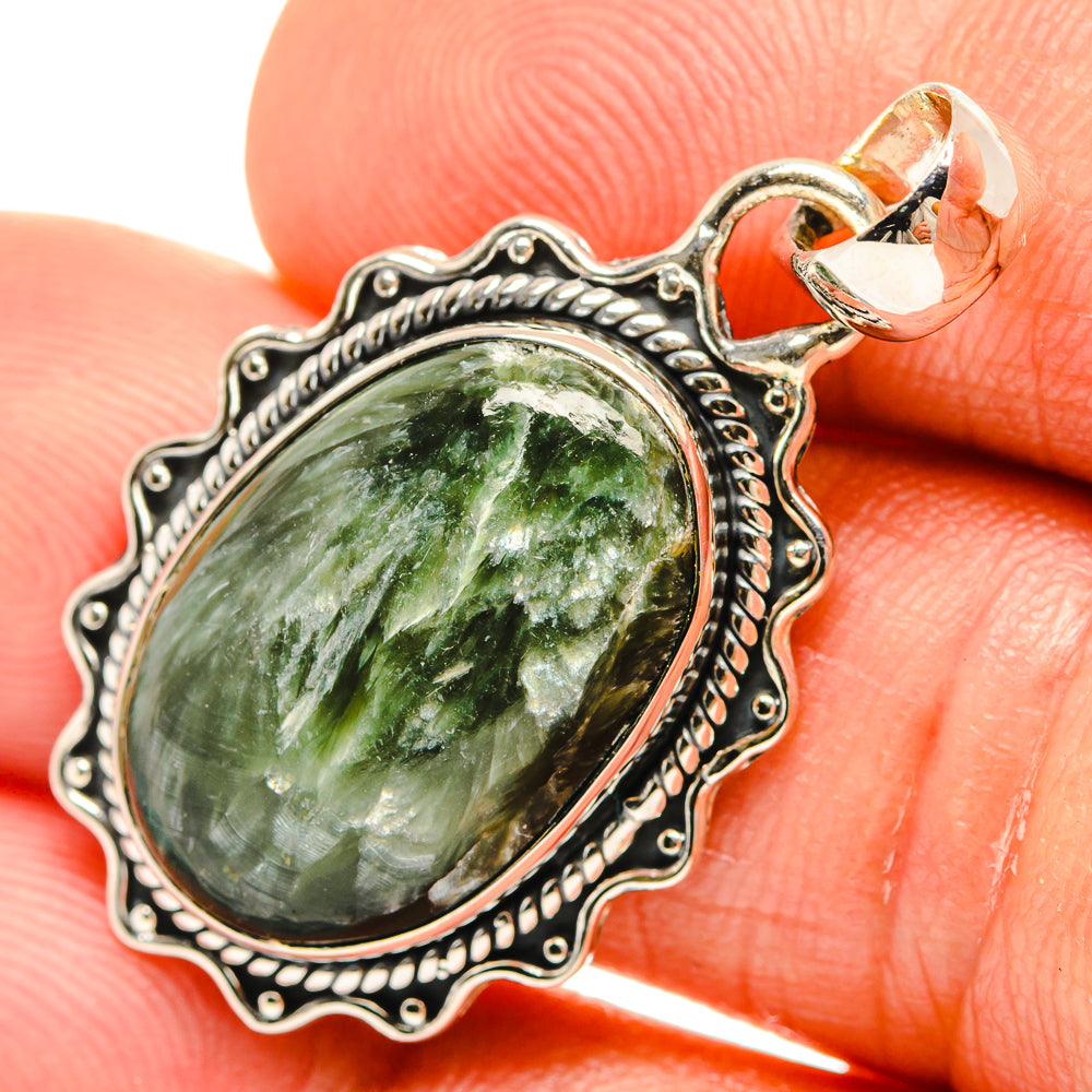 925 sterling silver seraphinite pendant, ornate oval bezel with bail loop