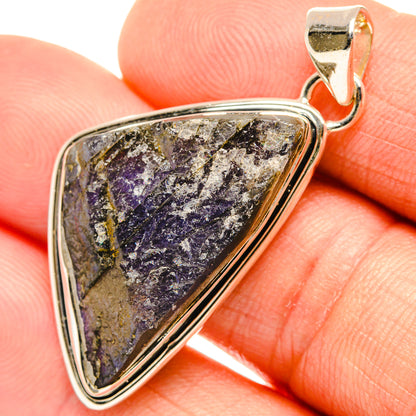 Labradorite Pendants handcrafted by Ana Silver Co - PD27251