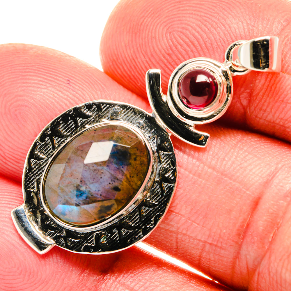 Labradorite Pendants handcrafted by Ana Silver Co - PD28006