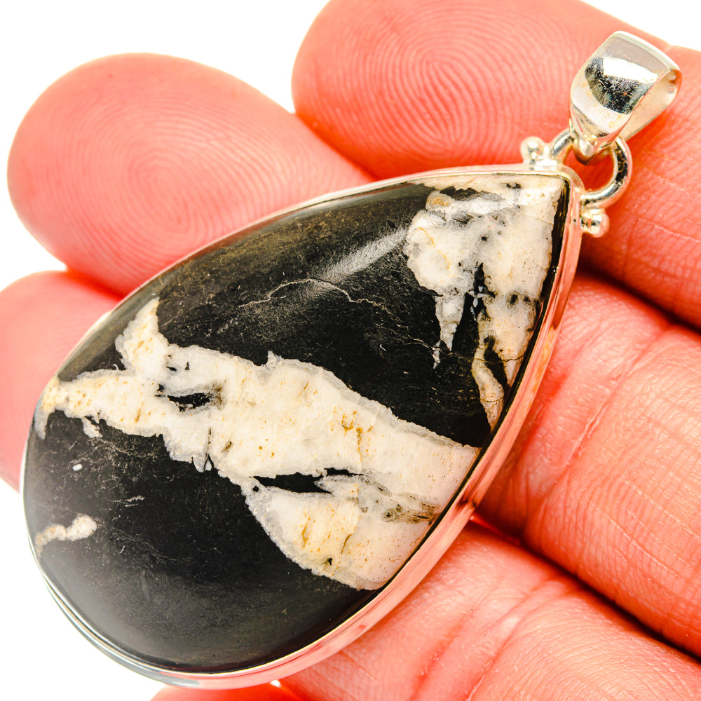 Chrysanthemum Stone Pendants handcrafted by Ana Silver Co - PD28117