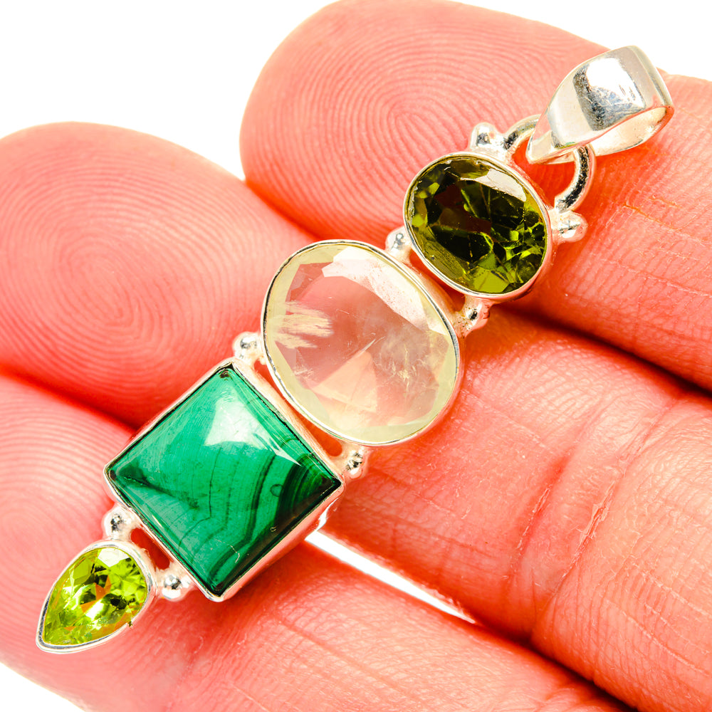 Malachite Pendants handcrafted by Ana Silver Co - PD28351