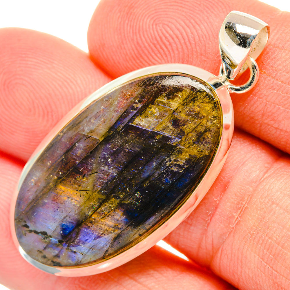 Labradorite Pendants handcrafted by Ana Silver Co - PD28705