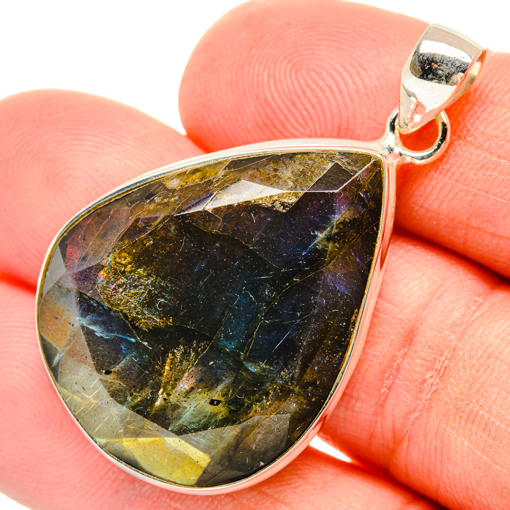 Labradorite Pendants handcrafted by Ana Silver Co - PD28804