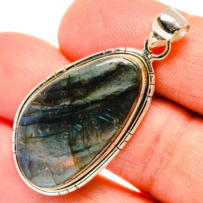 Labradorite Pendants handcrafted by Ana Silver Co - PD28825