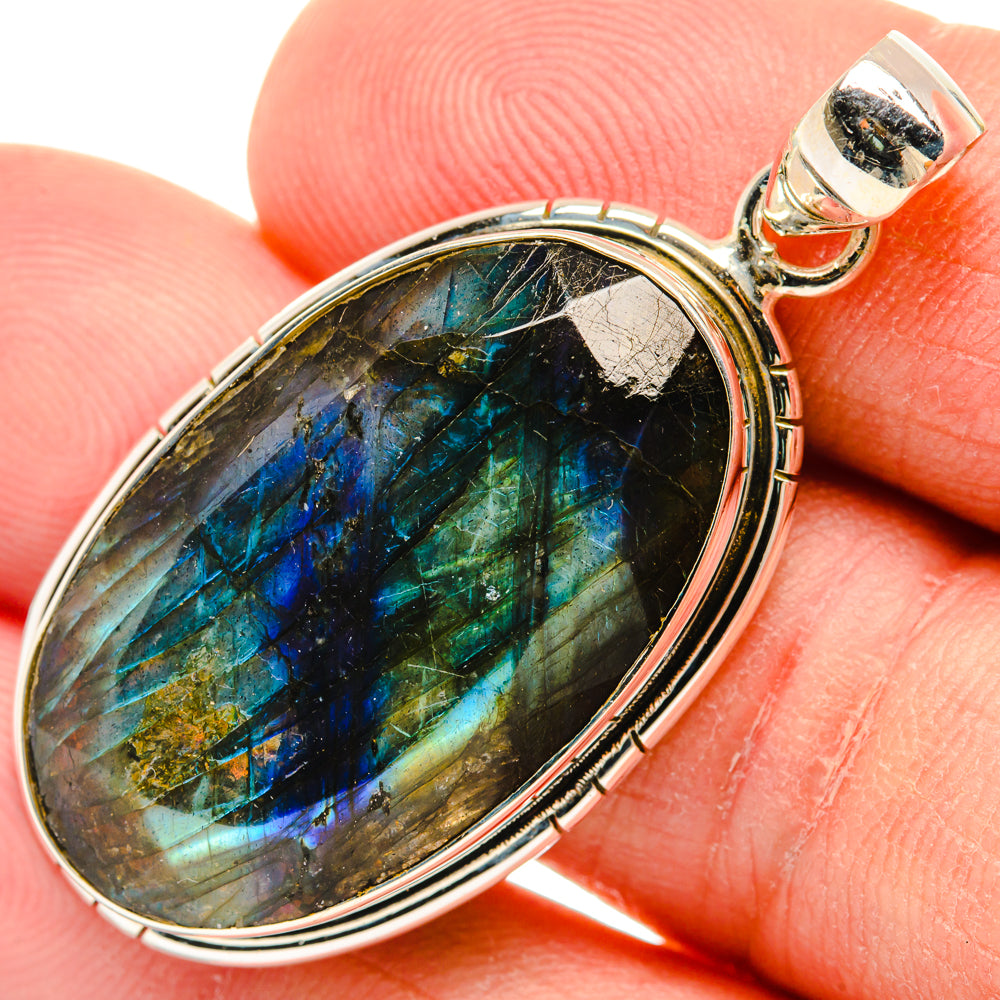 Labradorite Pendants handcrafted by Ana Silver Co - PD29096
