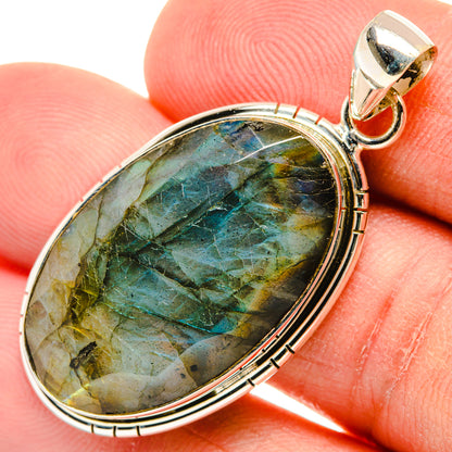 Labradorite Pendants handcrafted by Ana Silver Co - PD29102