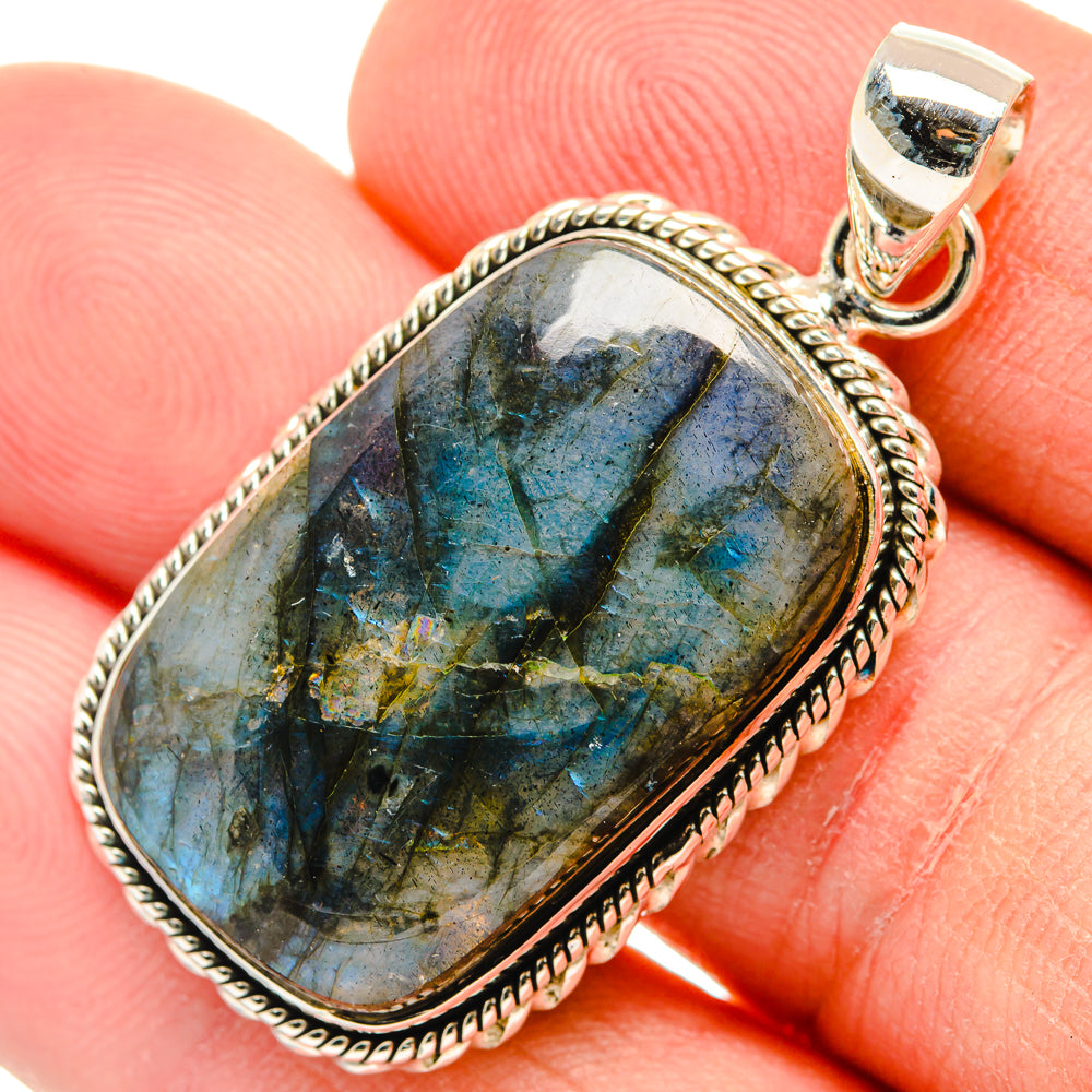 Labradorite Pendants handcrafted by Ana Silver Co - PD29111