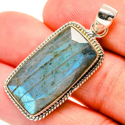 Labradorite Pendants handcrafted by Ana Silver Co - PD29112