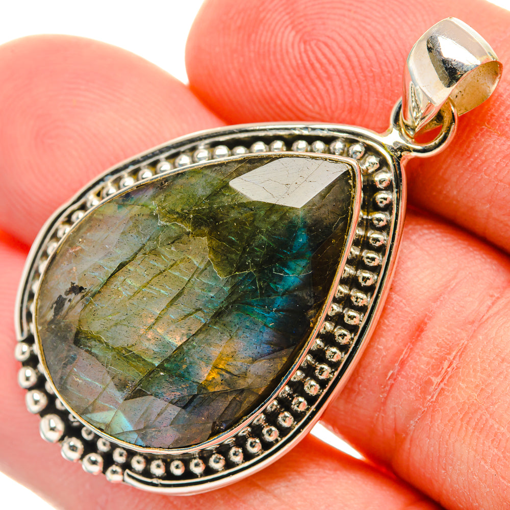 Labradorite Pendants handcrafted by Ana Silver Co - PD29115