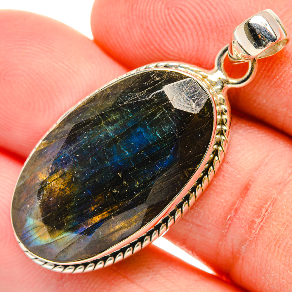 Labradorite Pendants handcrafted by Ana Silver Co - PD29117