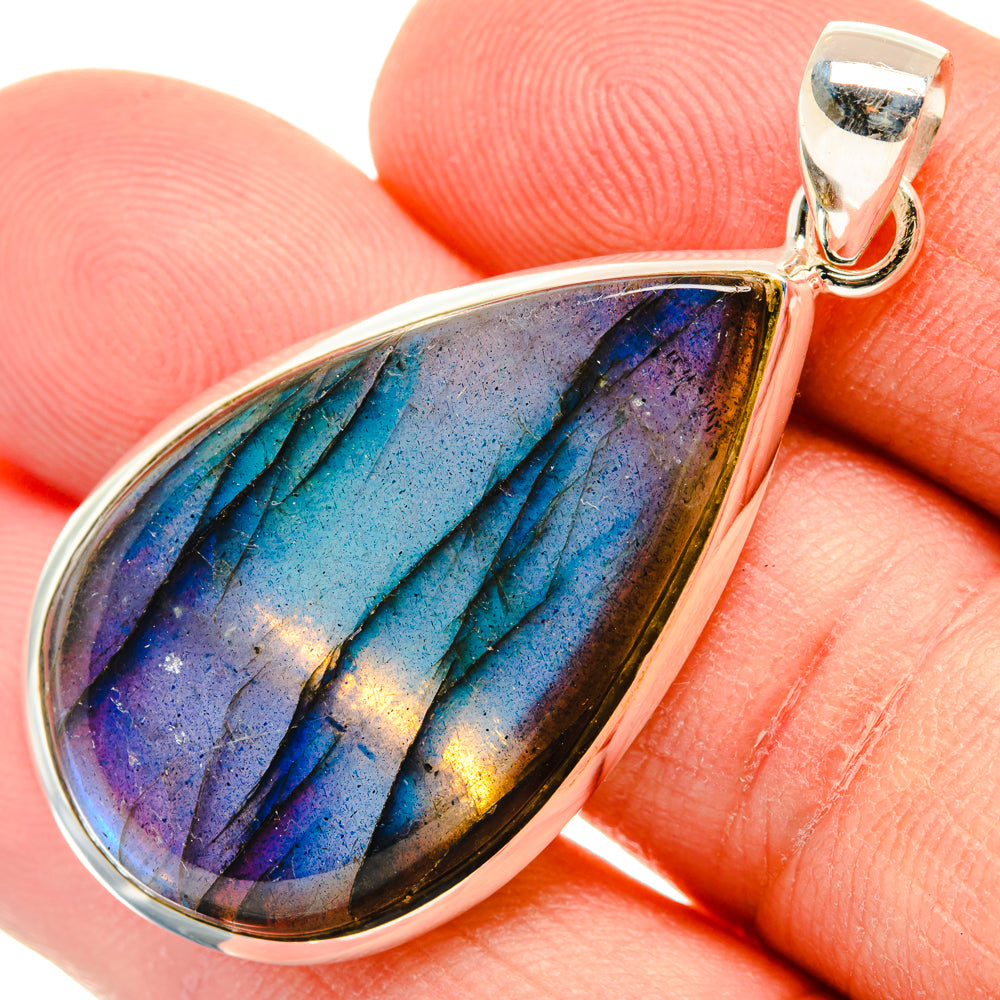 Labradorite Pendants handcrafted by Ana Silver Co - PD29118