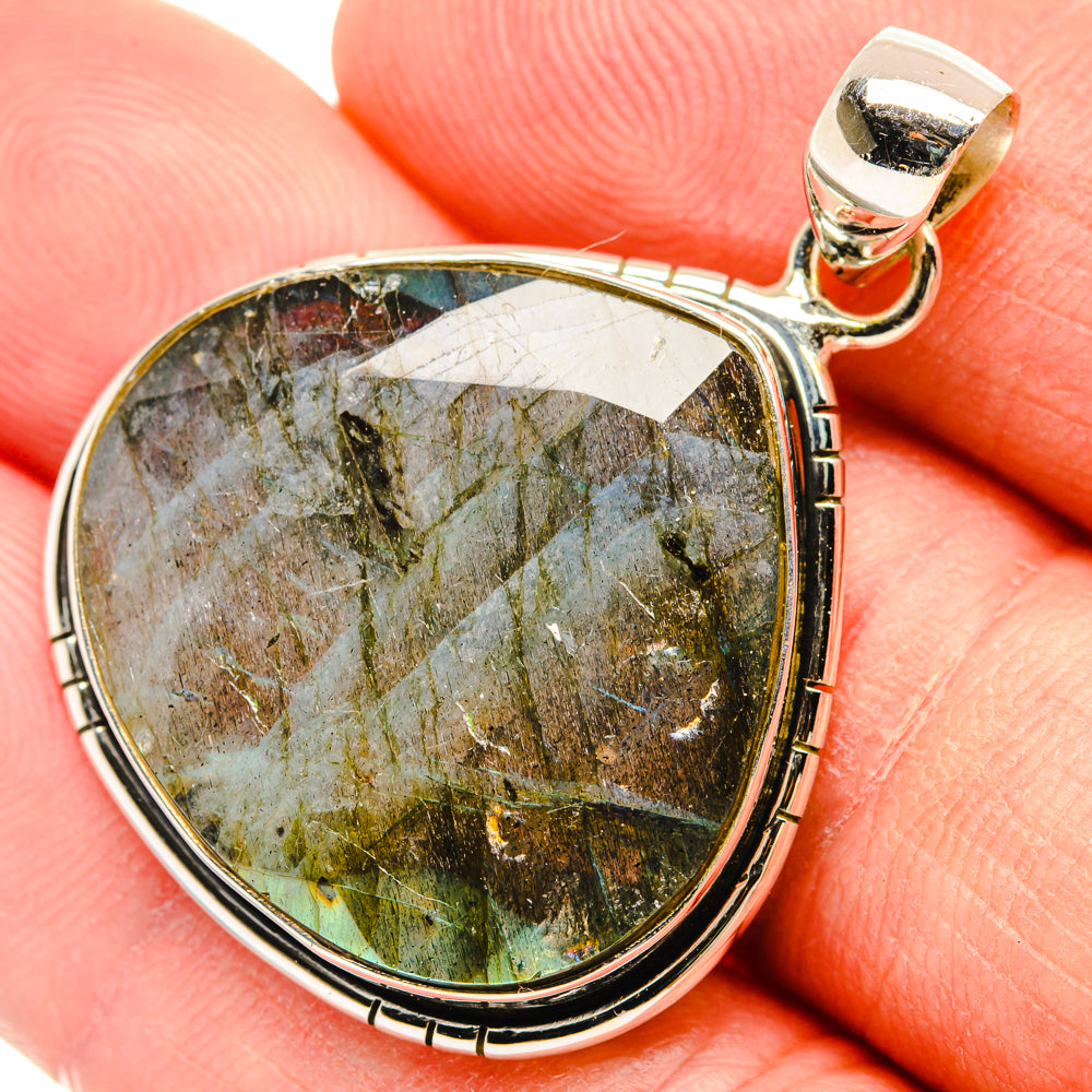 Labradorite Pendants handcrafted by Ana Silver Co - PD29122