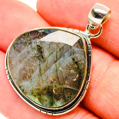 Labradorite Pendants handcrafted by Ana Silver Co - PD29122