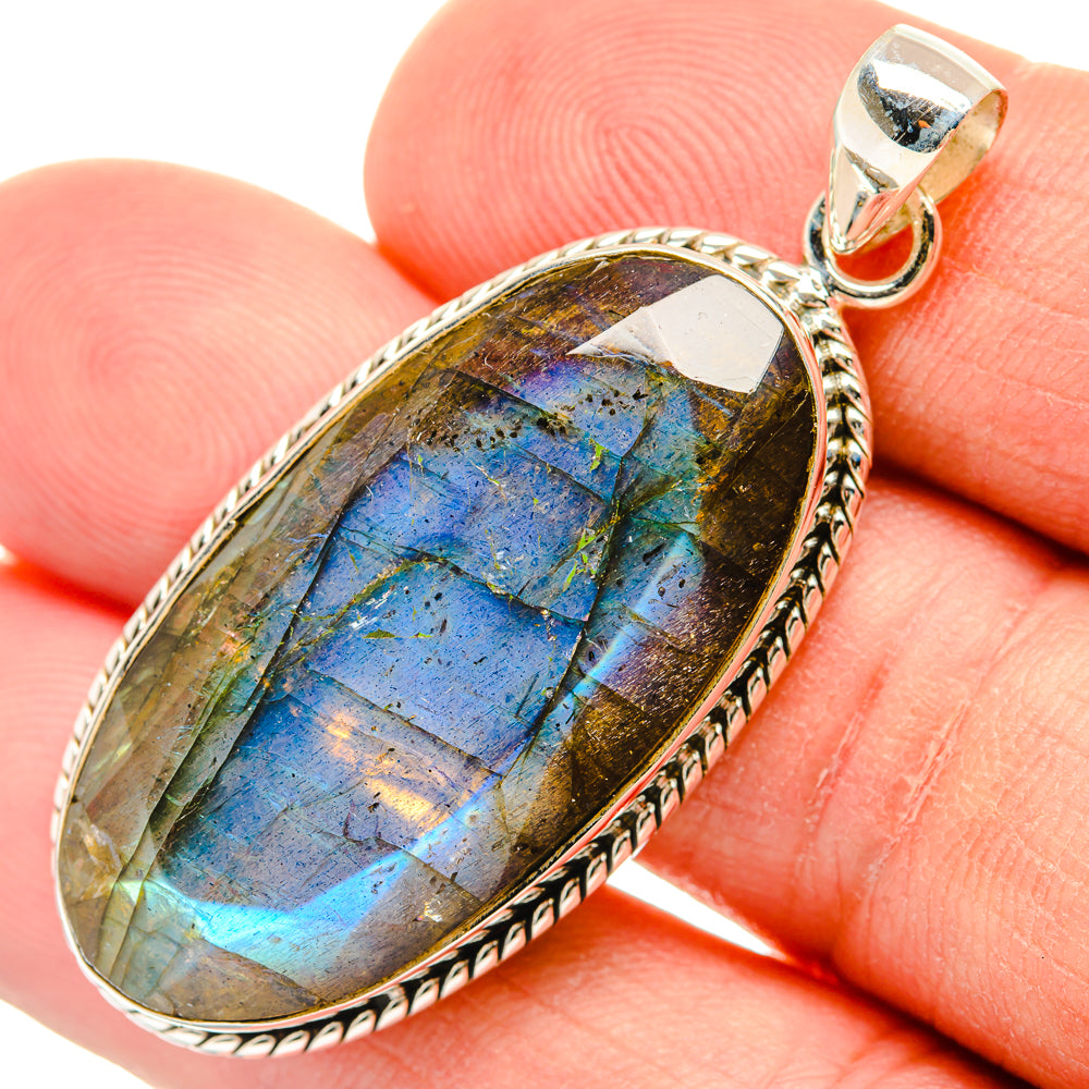 Labradorite Pendants handcrafted by Ana Silver Co - PD29126