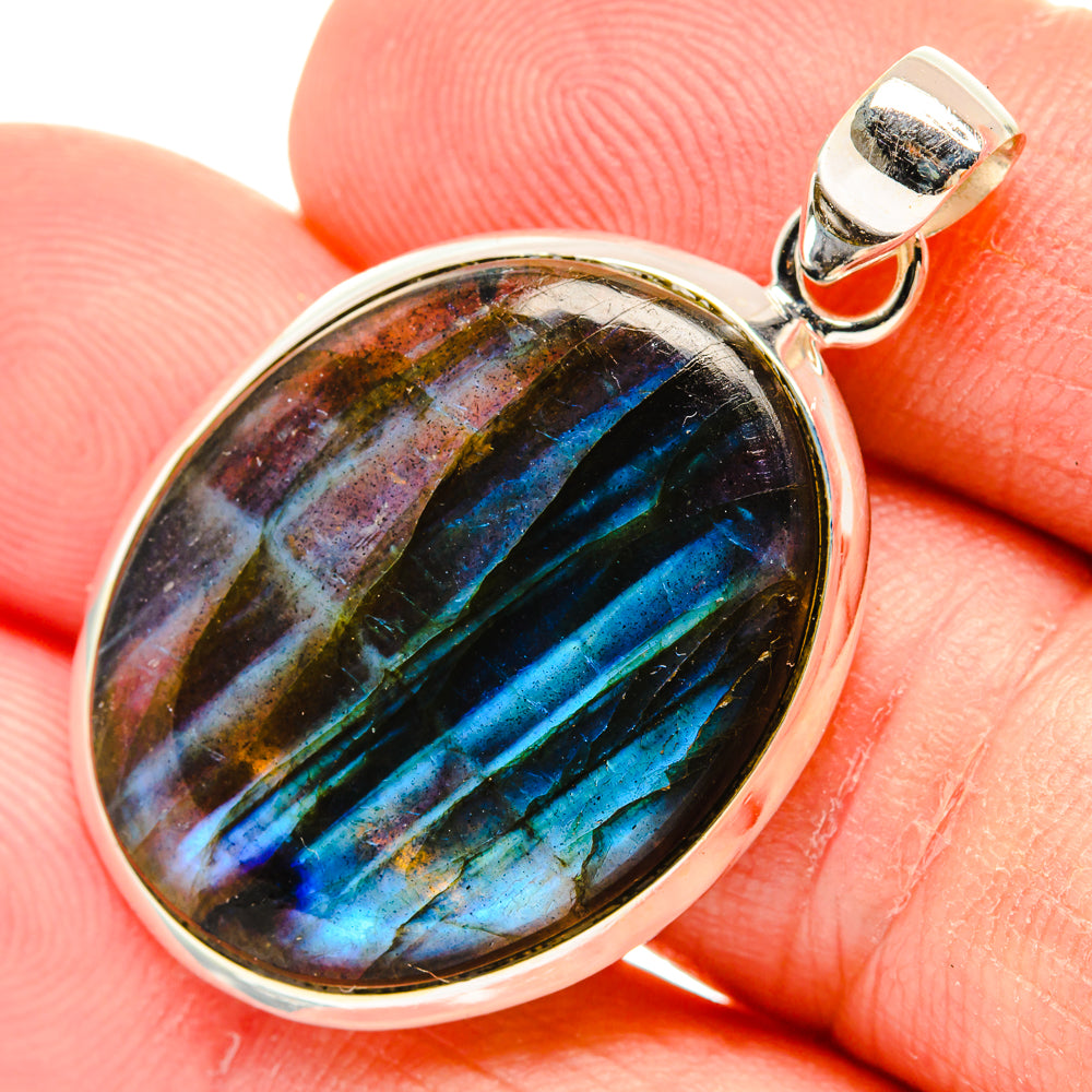 Labradorite Pendants handcrafted by Ana Silver Co - PD29301