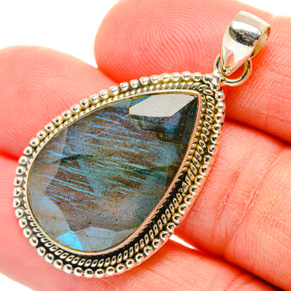 Labradorite Pendants handcrafted by Ana Silver Co - PD29309