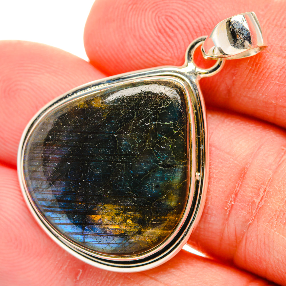 Labradorite Pendants handcrafted by Ana Silver Co - PD29312