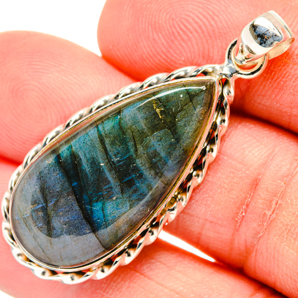 Labradorite Pendants handcrafted by Ana Silver Co - PD29317