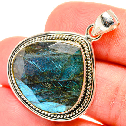 Labradorite Pendants handcrafted by Ana Silver Co - PD29333