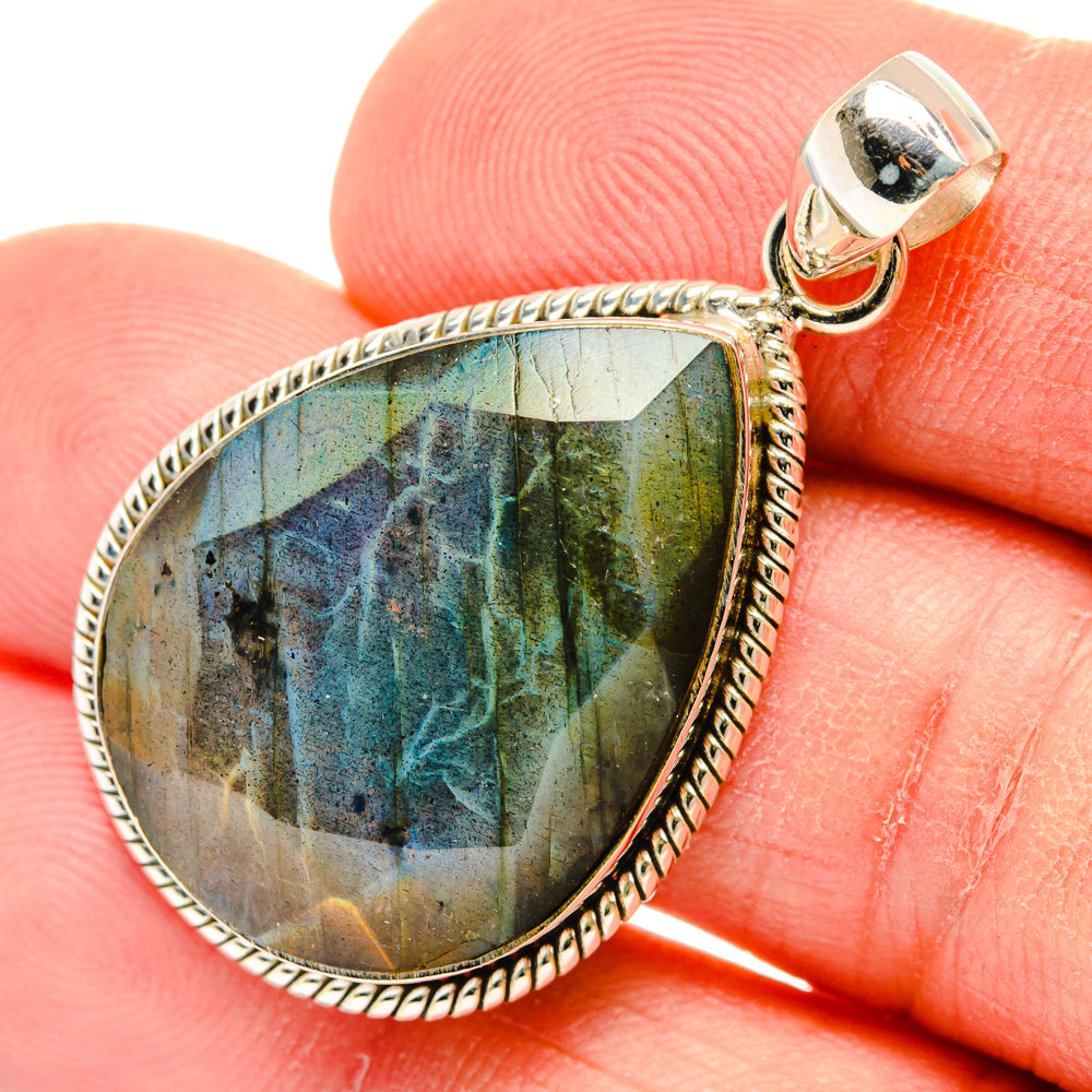 Labradorite Pendants handcrafted by Ana Silver Co - PD29335