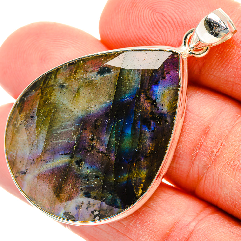 Labradorite Pendants handcrafted by Ana Silver Co - PD29344