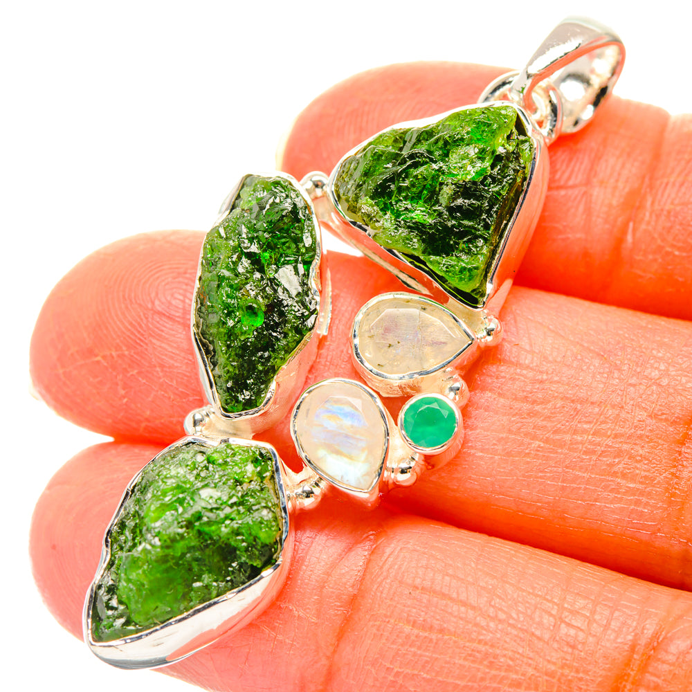 Chrome Diopside Pendants handcrafted by Ana Silver Co - PD29358