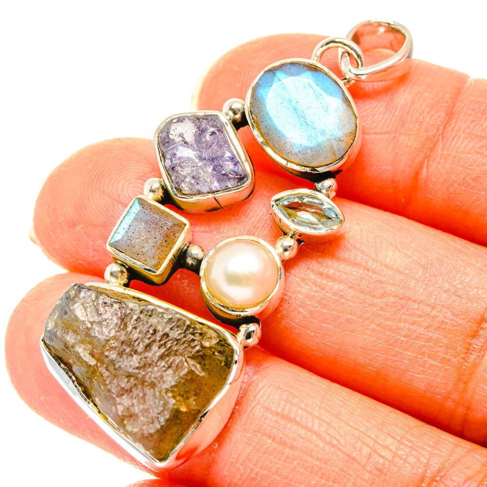 Labradorite Pendants handcrafted by Ana Silver Co - PD29675