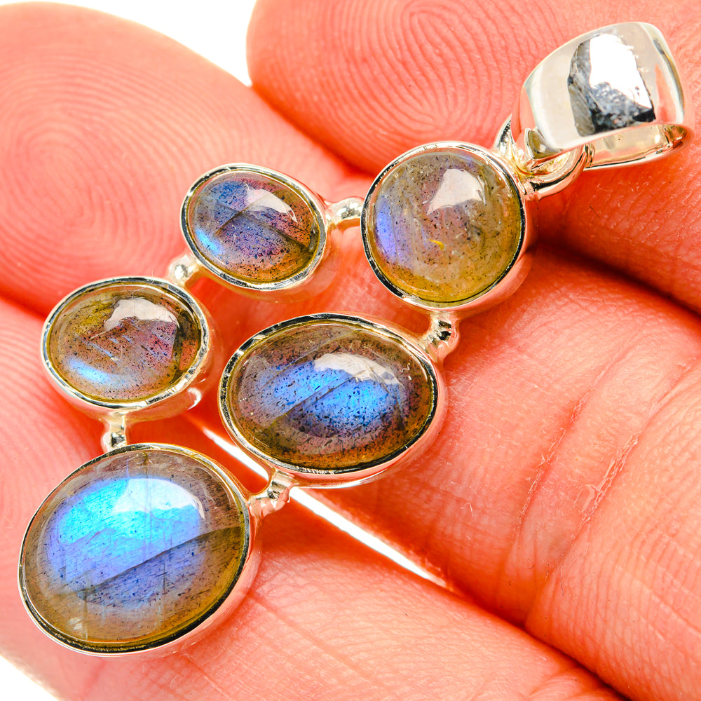 Labradorite oval cabochon pendant detail with five stones in 925 sterling silver bezels