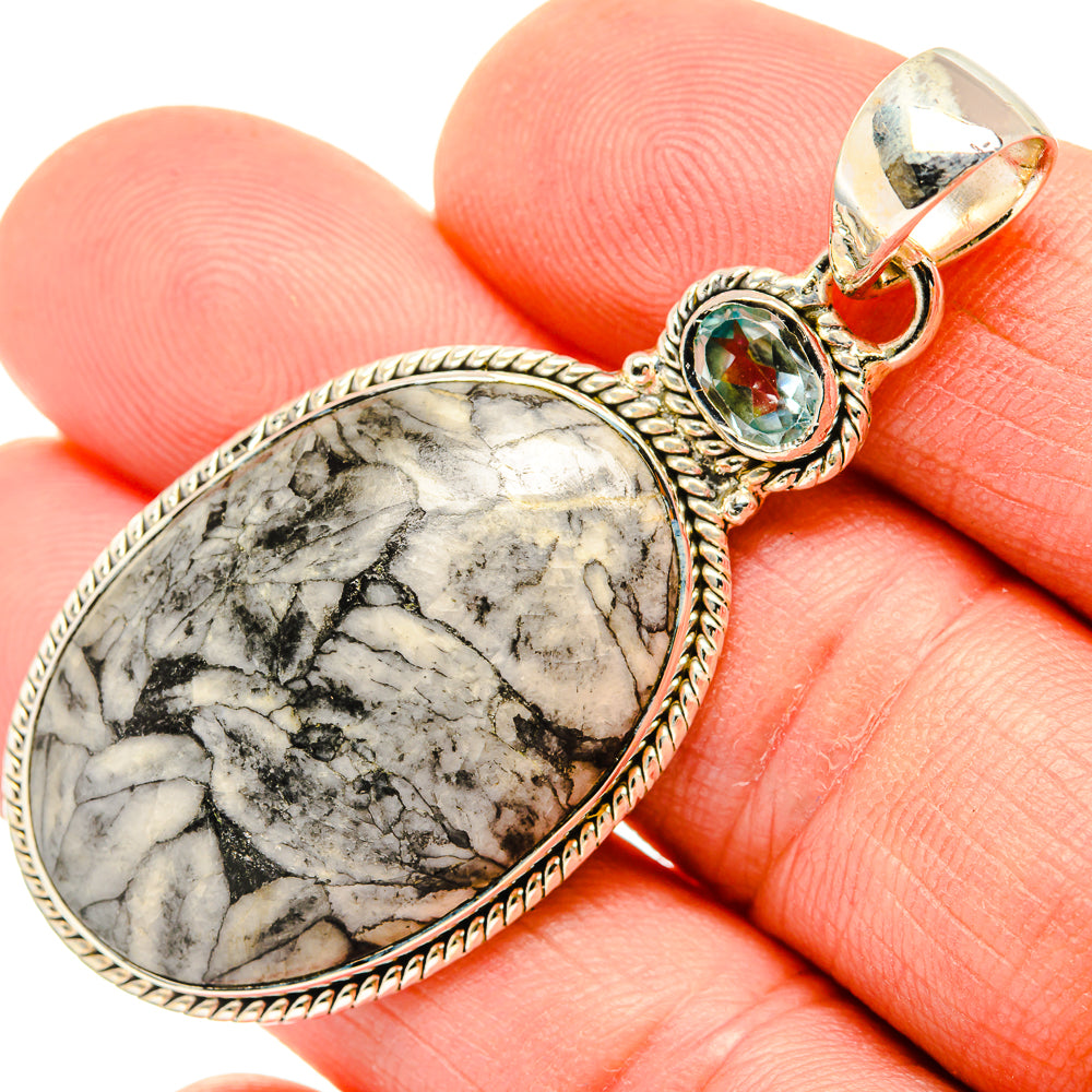 Jasper oval stone pendant detail with rope edge, round blue topaz in halo, 925 silver