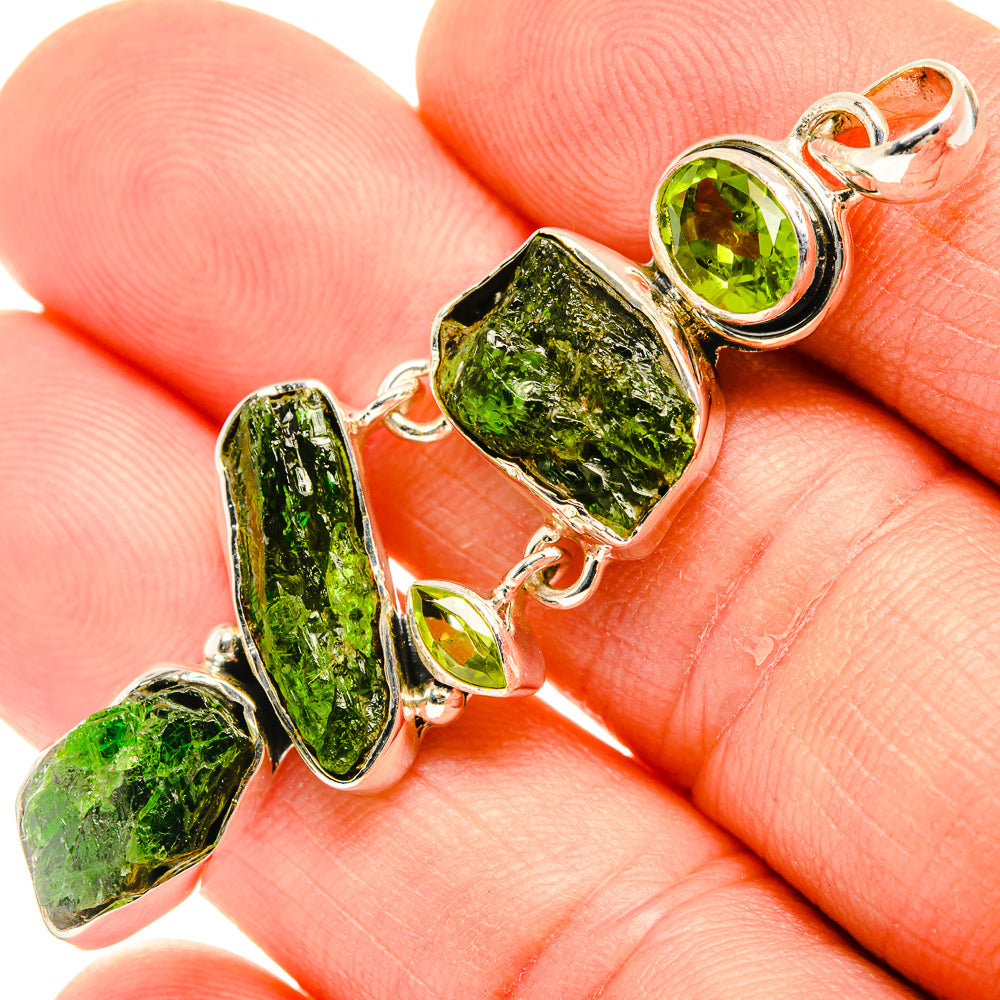 Chrome Diopside Pendants handcrafted by Ana Silver Co - PD30907