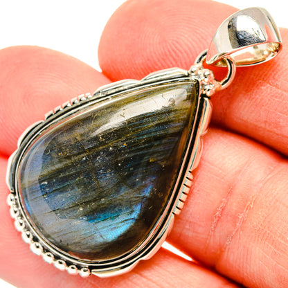 Labradorite Pendants handcrafted by Ana Silver Co - PD31011