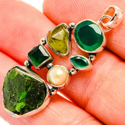 Chrome Diopside Pendants handcrafted by Ana Silver Co - PD31023