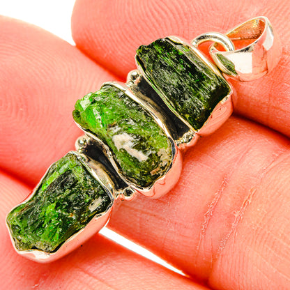 Chrome Diopside Pendants handcrafted by Ana Silver Co - PD31061