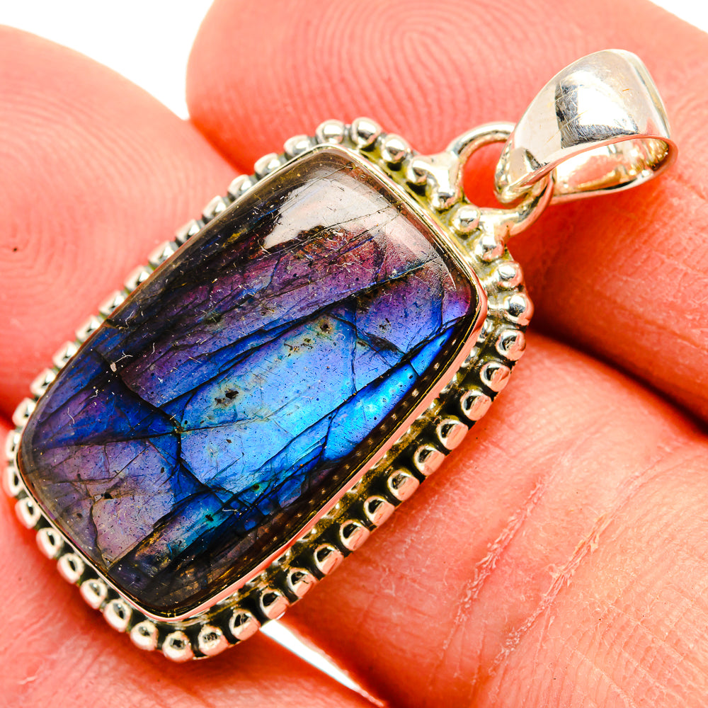 Labradorite Pendants handcrafted by Ana Silver Co - PD31084