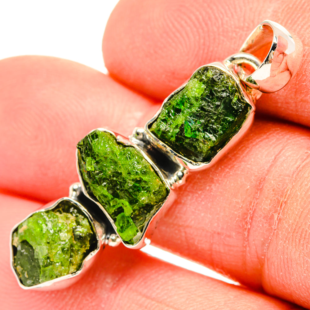 Chrome Diopside Pendants handcrafted by Ana Silver Co - PD31235